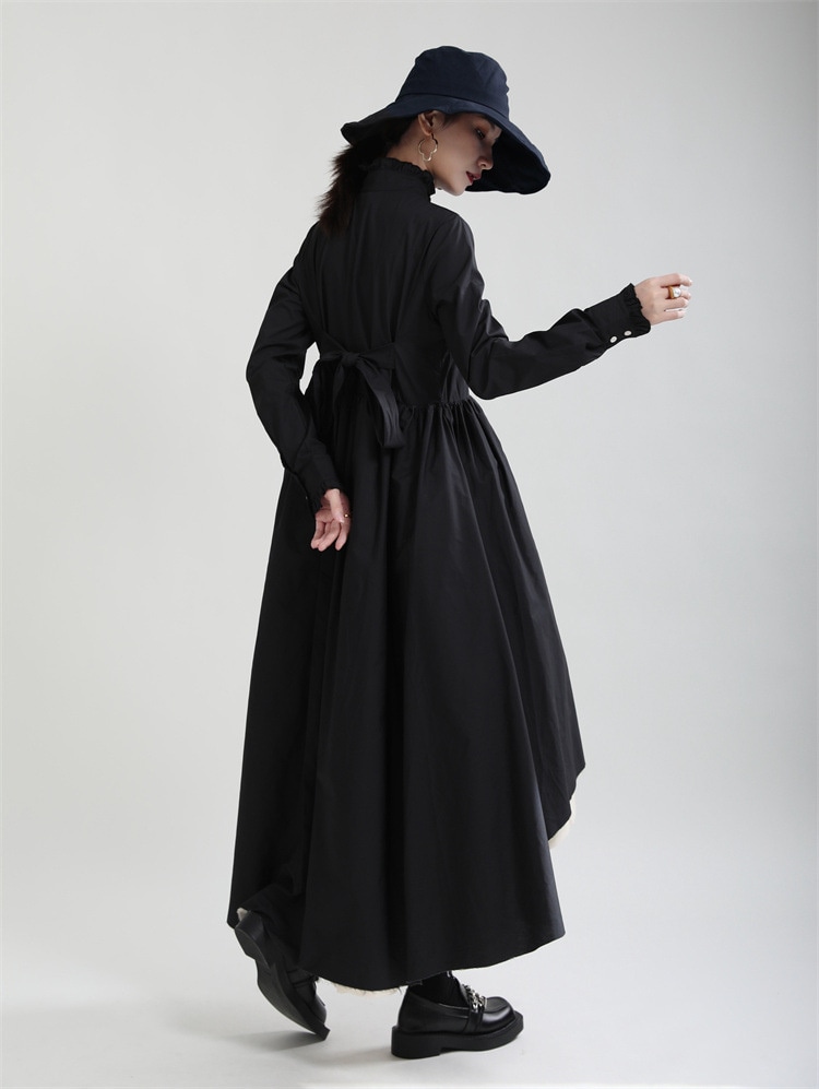 激安セール ワンピース 気質 ロングスカート 長袖 大きい裾 宮廷風 詰め襟 多段つなぎ ゆったりする 単体ボタン イレギュラー 2024秋 ポンポンワンピース
