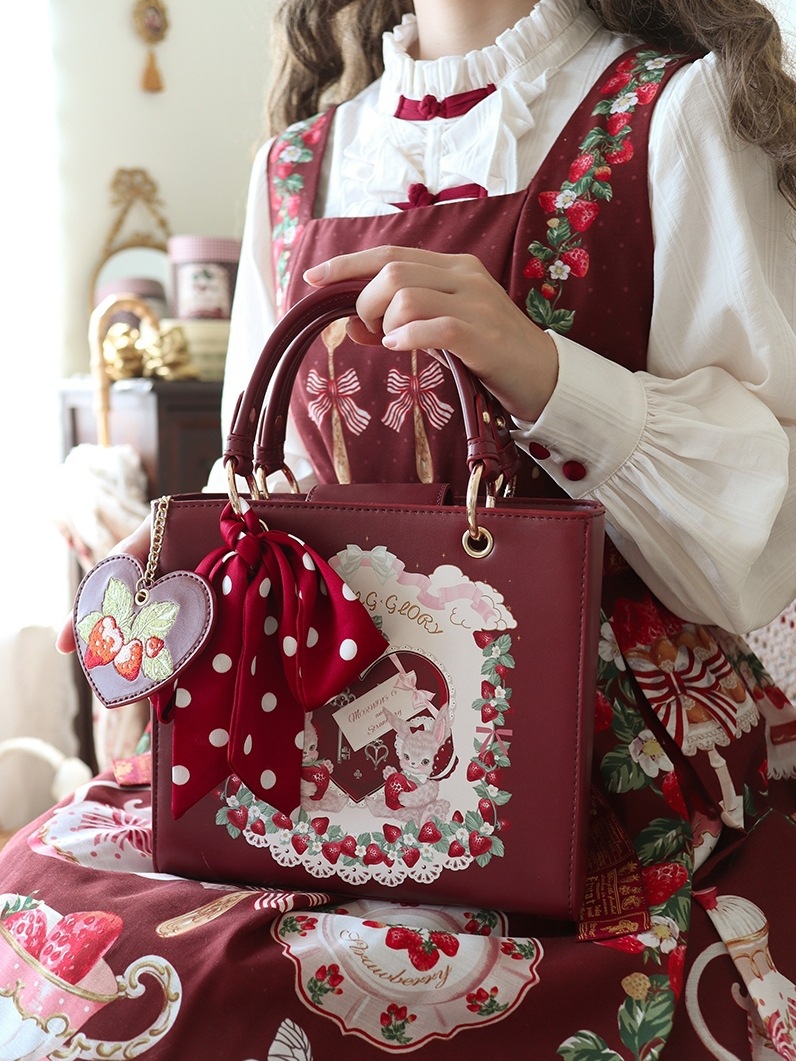 いちご果兎復古Lolitaは肩にまたがってかわいい小方婚バッグを手に入れた