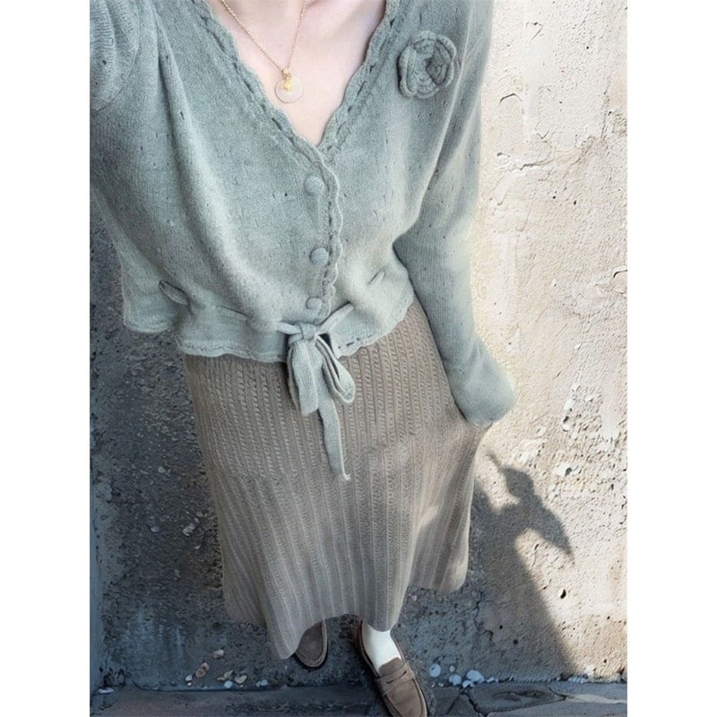 ベルト付きニットセーターハイウエストの万能スカートが特徴のフレンチスタイルのエレガントな女性用ツーピーススーツ春と秋に最適です