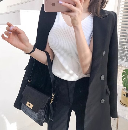 ダブルブレスト パンツスーツ セットアップ スーツ フレアパンツ 長袖 スリム かわいい 大人可愛い きれいめ シンプル カジュアル 大人 上品 おしゃれ お洒落 かっこいい レトロ 大人女子