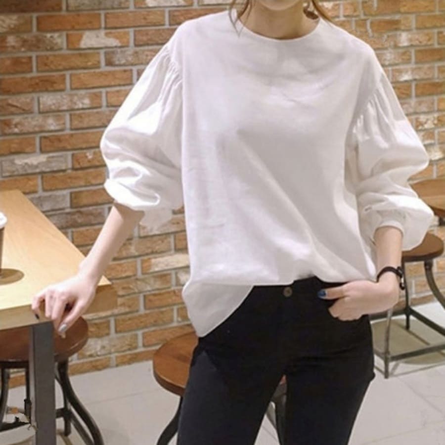 トップス Tシャツ カットソー プルオーバー 白シャツ 白トップス 袖あり 長袖 ボリューム袖 パフスリーブ ラウンドネック ストレート ワイド Iライン かわいい 大人可愛い きれいめ