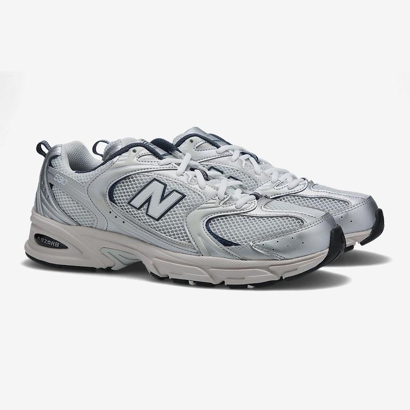 530 スチールグレー ユニセックス スニーカー 530KA 16,055円