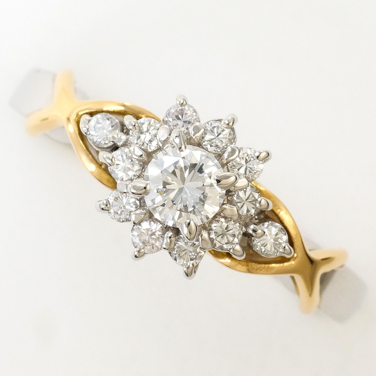 PT900 プラチナ K18 18金 YG イエローゴールド リング・指輪 12号 ダイヤモンド 0.18 ct ダイヤモンド 0.17 ct 鑑別書 総重量約4.5g 中古