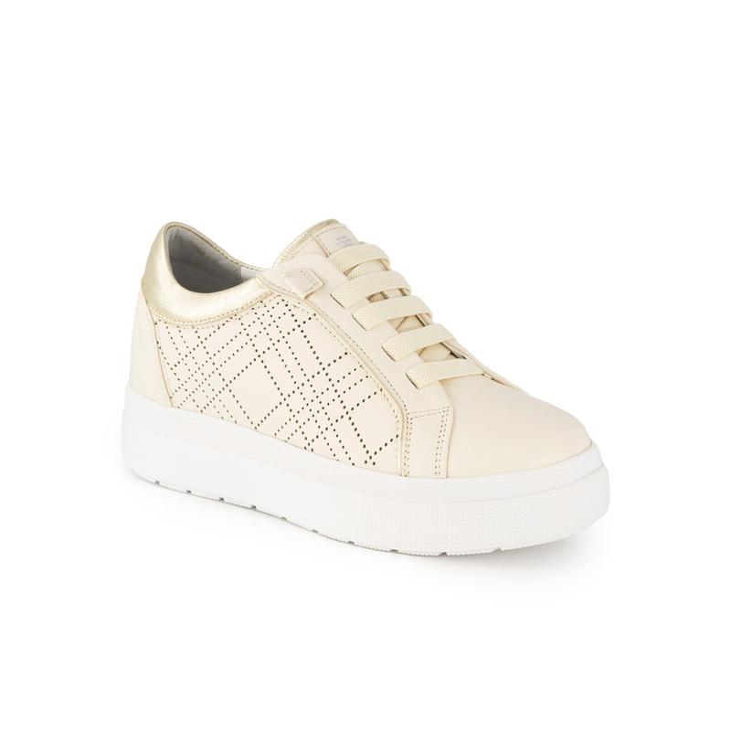 女性靴 7cm 背を高くするパンチングスニーカー DLS239 アイボリー