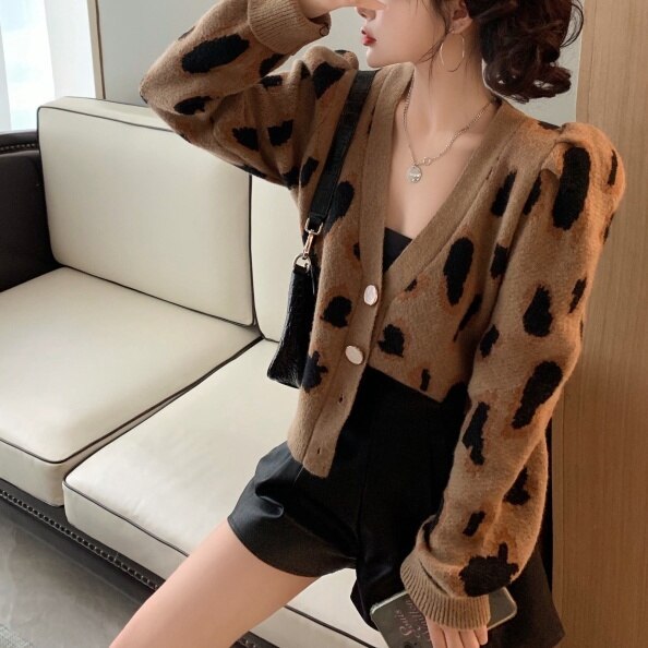 カーディガン アウター レオパード柄 ヒョウ柄 ニット ニットカーディガン Vネック ショート丈