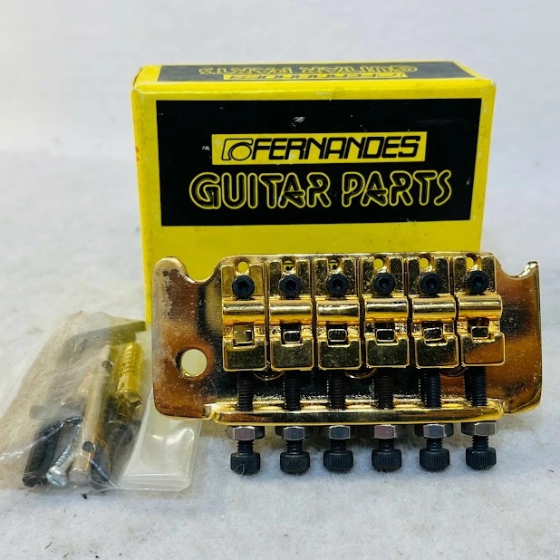 【未使用】フェルナンデス　FERNANDES　FRT-1G　鉄サドル付き　ブリッジ　ゴールド　ネジに錆あり