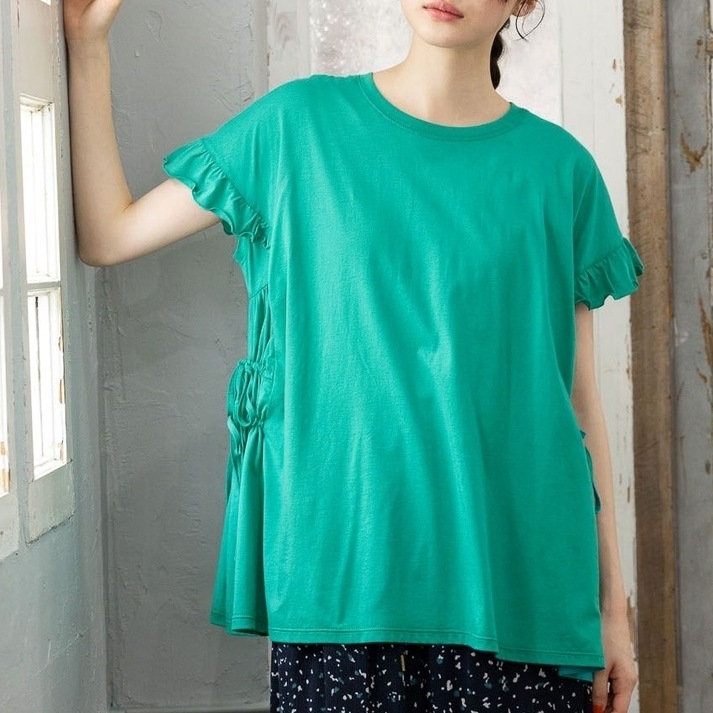 トップス カットソー Tシャツ 半袖 袖フリル ラウンドネック プルオーバー ミディアム丈 サイドリボン かわいい 大人可愛い きれいめ シンプル 上品 レトロ おしゃれ かっこいい カジュアル