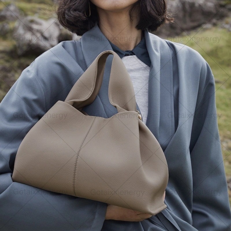 バッグハンドバッグショルダーバッグ 高級感 OL通勤 プリーツ ニッチデザイン パック ファッション ハンドバッグ 母の日 質感 百掛け フレンチヴィンテージ 気質 即納【本革/品質保証】 トートバッ