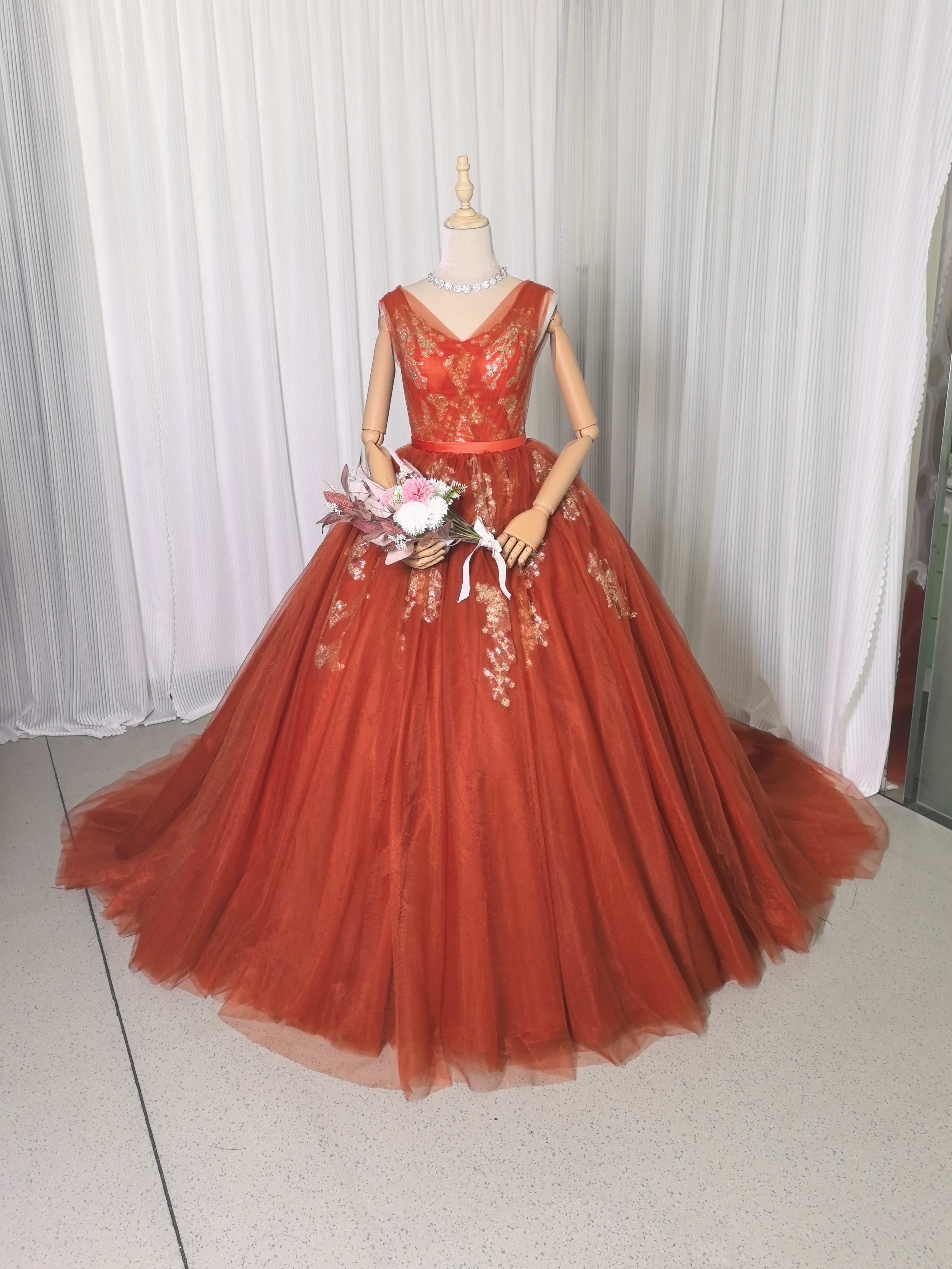 豪華！カラードレス ピンク 取り外しオフショルダー ラッフルフリル 可愛い 編み上げ ボリュームドレス 前撮り 37,694円