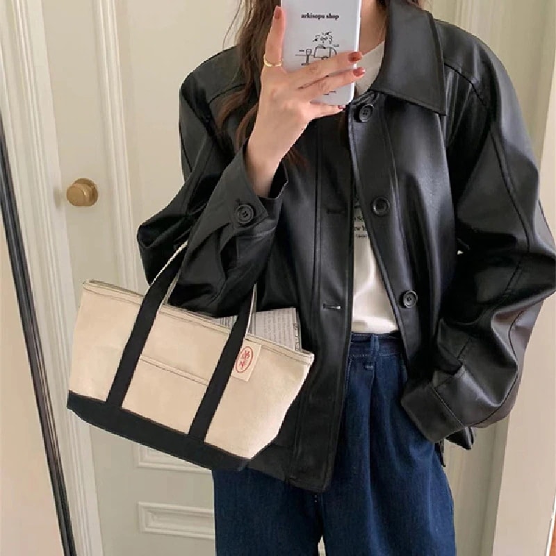 【SALE】レザージャケット　フロントボタン　レザーアウター　アウター　秋冬　レディース