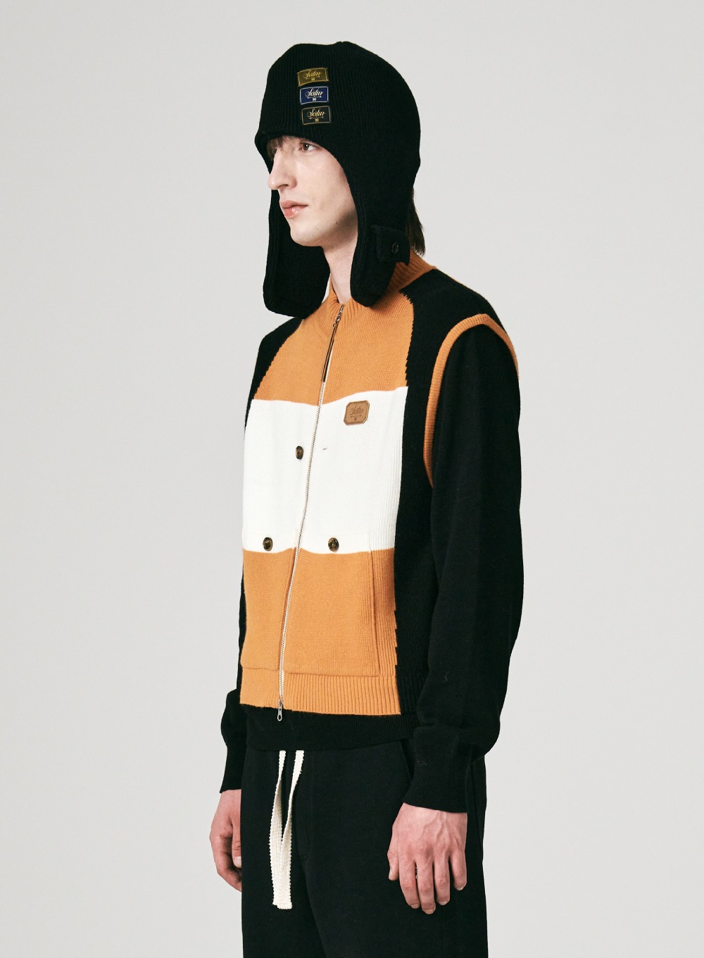 【SATUR】 BACK LOGO KNIT VEST ZIP-UP : RETRO ORANGE