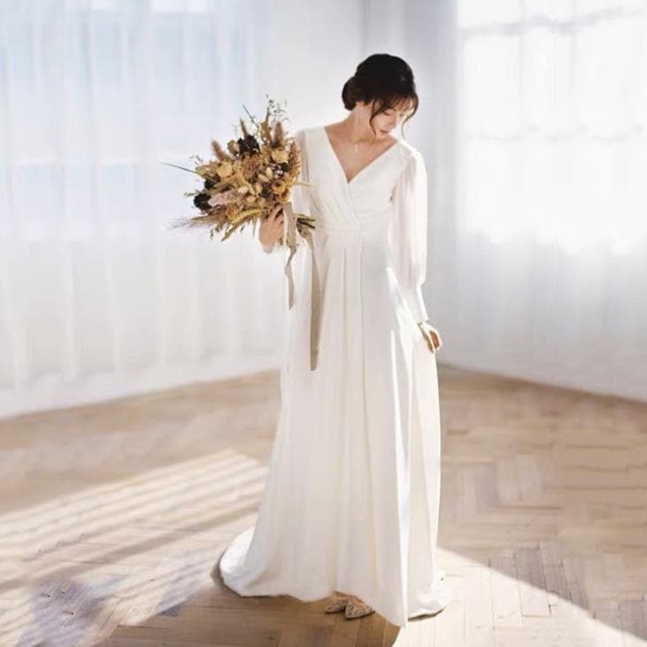 ホワイト 　Aライン Vネック　長袖　マキシ丈　ロングドレス ウェディングドレス ファスナータイプ　xs～xl　お花嫁　結婚式　旅行撮影演出　レディー