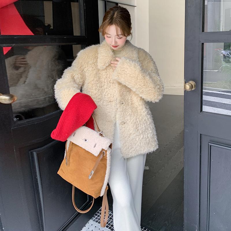 韓国のラペル毛皮のような環境に優しい毛皮のコート女性用 2024 冬新作ルーズリトルラムウールトップ