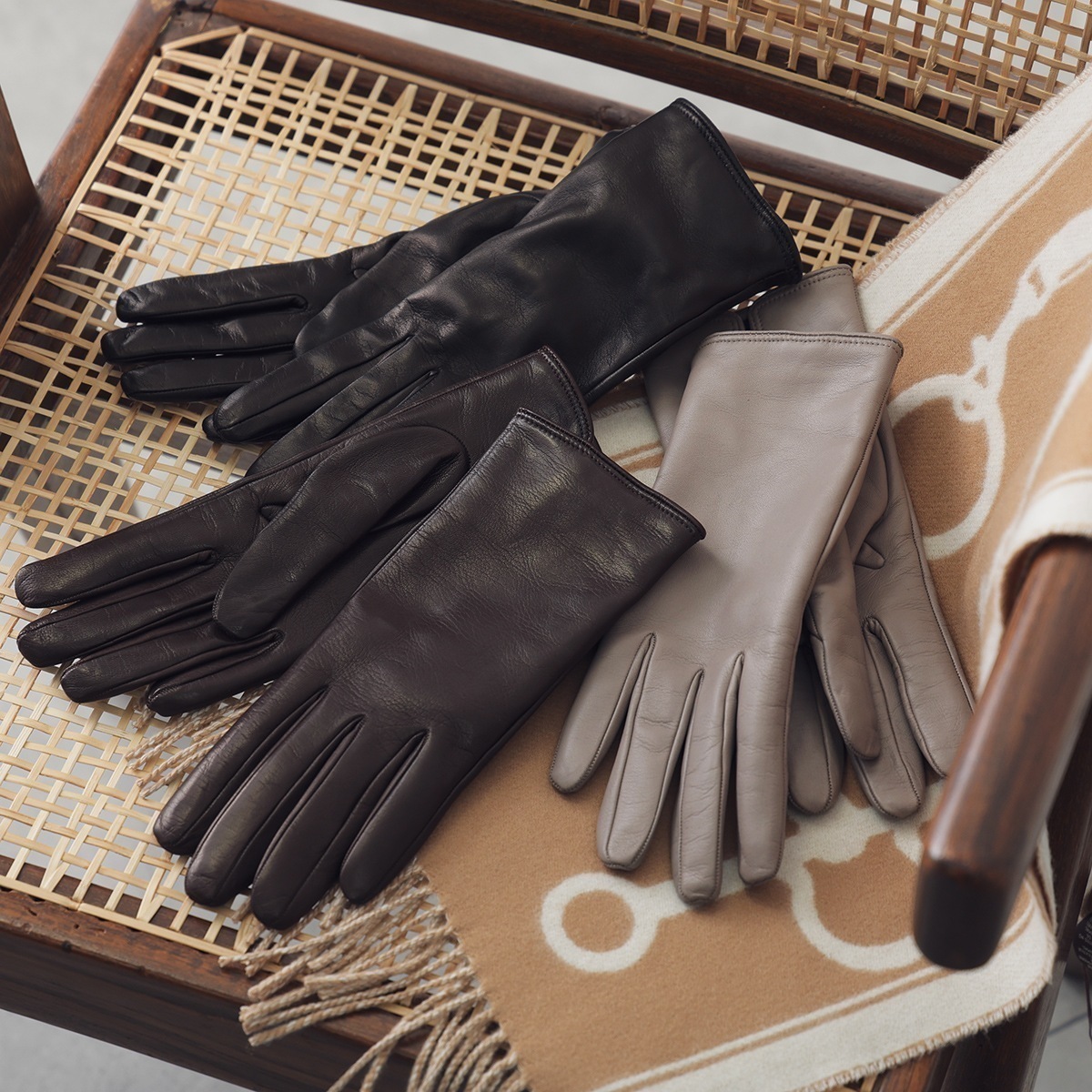 GALA GLOVES ガラ グローブ 手袋 D025NACA レディース レザー カシミヤ アームウェア カラー3色