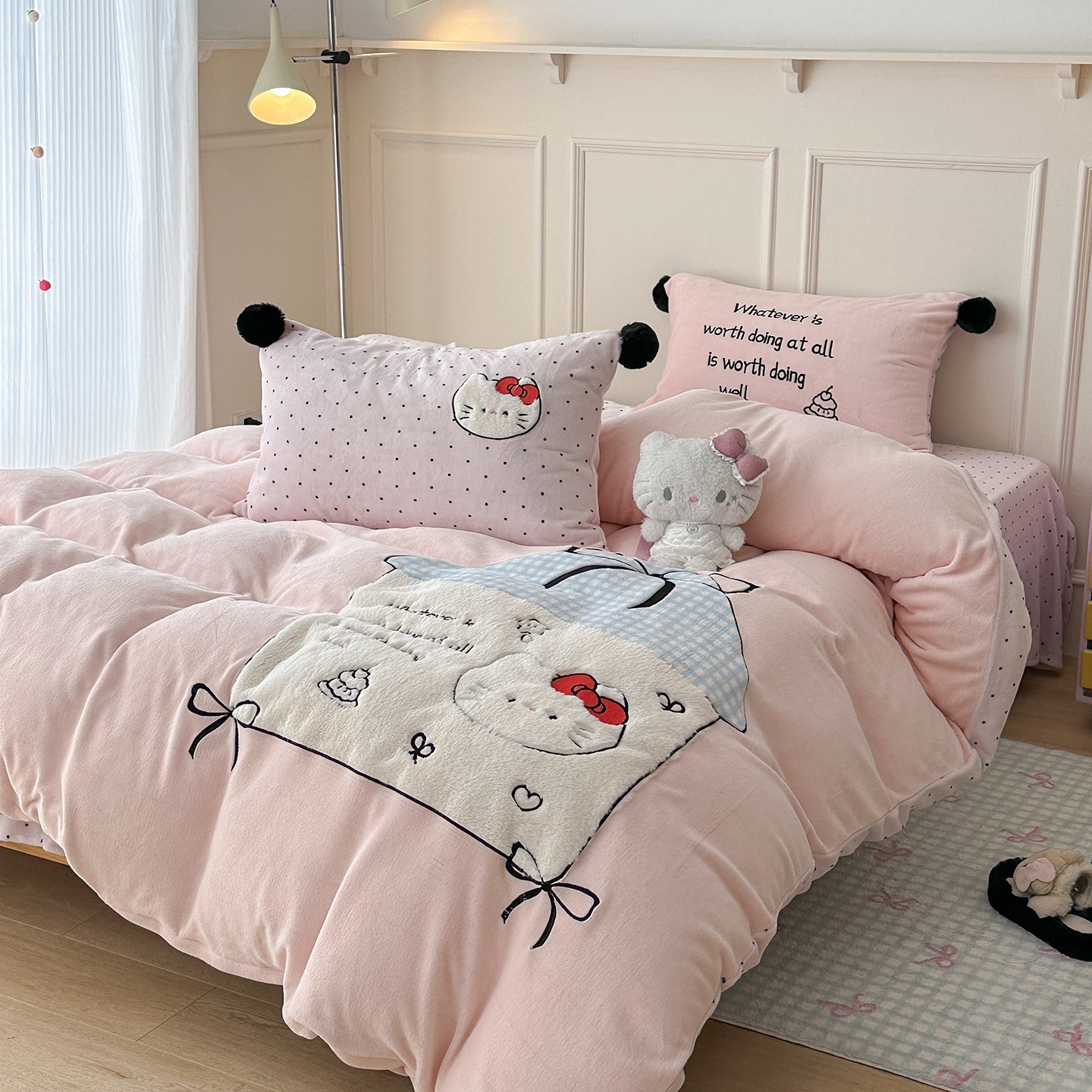 秋冬用 暖かいポケット付きミルクフリース寝具4点セットガーリーなコーラルフリースアップリケ付き掛け布団カバーフランネルシーツ