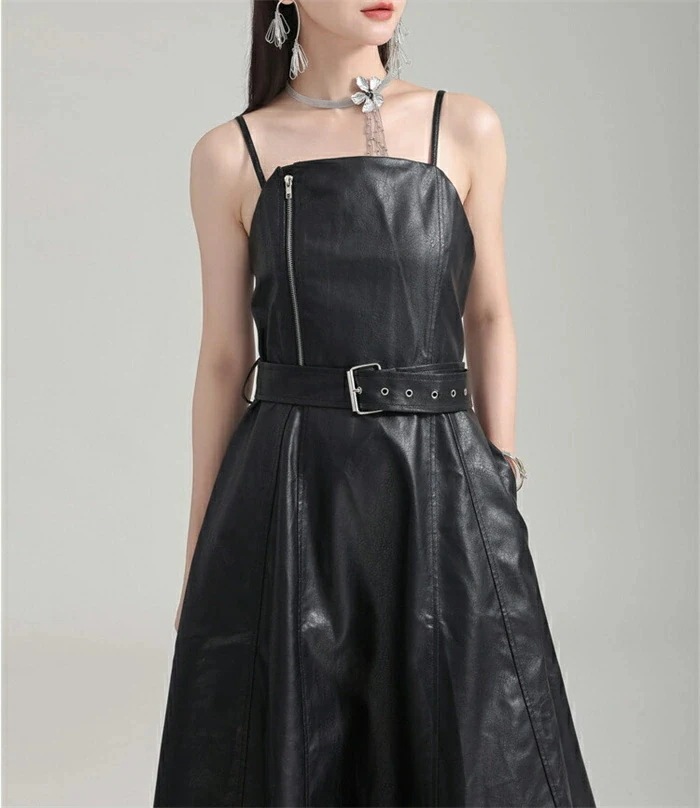 【急速出荷!】レザーサロペットスカート ワンピース レディース フェイクレザー ジャンパースカート オールインワン ZIP ノースリーブ サロペワンピス アシンメトリー ジップ 変形デザイン 個性的