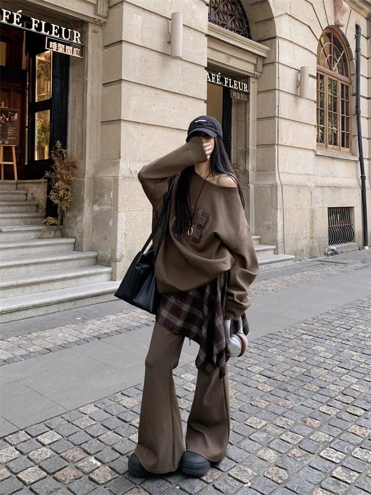 長袖サイズ丈トップスコーデカジュアルスポーツファッション系通学学生袖お出かけアップシルエットトラック 韓国風 かわいいレディーストレーナー×シャツレイヤード風パンツ 2025秋冬 3点セット