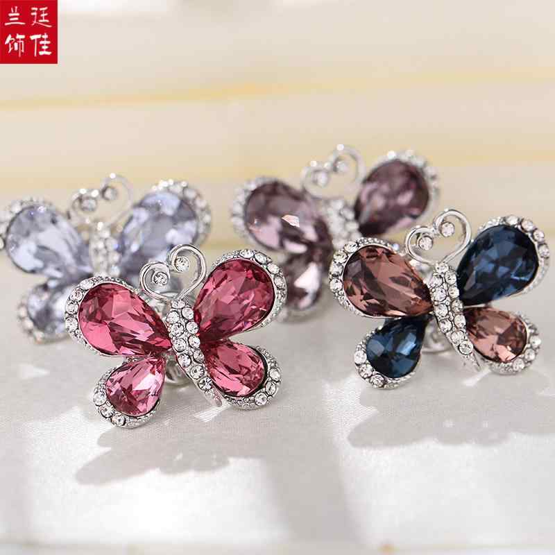 ブローチ 入学式 卒業式 かわいい 和風 蝶 コサージュ レディース アクセサリー 洋服 固定 ピン 万能 小物 首輪 露出 防止 バックル ファッション 装飾品