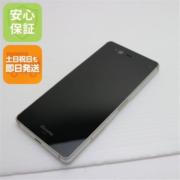 美品 F-01K arrows NX ホワイト スマホ DoCoMo 富士通 131