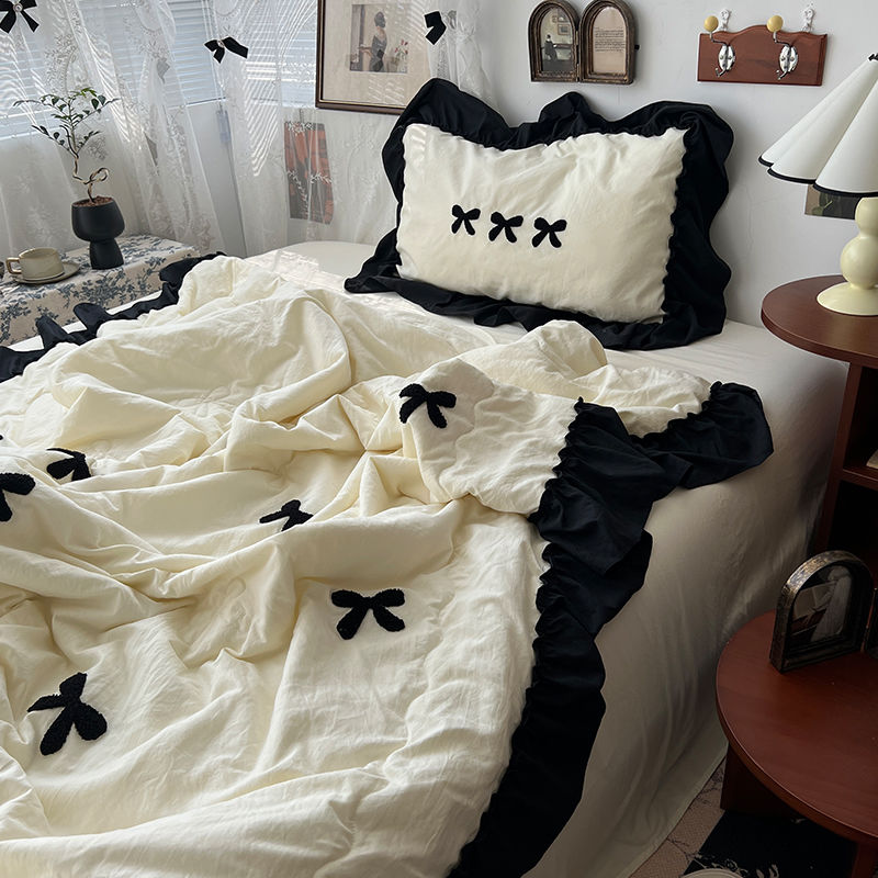 レトロスタイルウォッシュドコットンエッジサールキルト4ピースリボンタオル刺繍入りエアコンキルトサマー薄手キルト