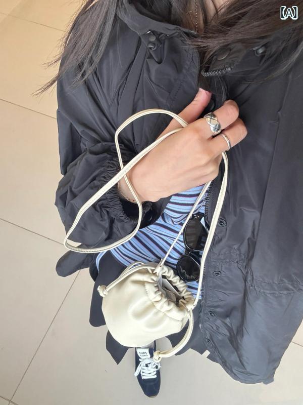 レディース　バッグ　カジュアル 2025 春夏の 韓国 高級 レトロ ファッション 革 シープスキン ショルダー クロス ボディ スモールバッグ