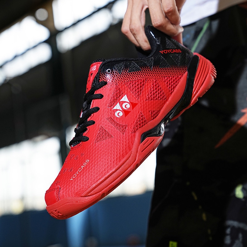 男性と女性のための新しいバドミントンシューズカップルトレーニングシューズ耐摩耗性通気性滑り止めプロスポーツシューズ