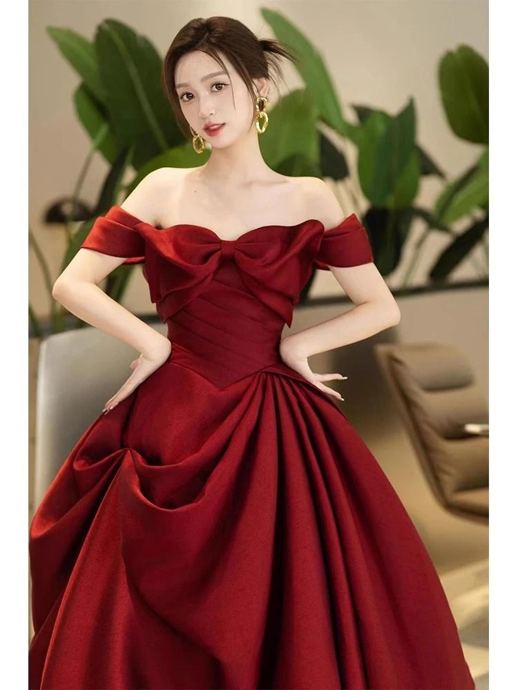 スーツブライドエンゲージメントバンケット2025バーガンディワンショルダー気質ドレスウェディングモーニングガウンワンピースドレスドレス