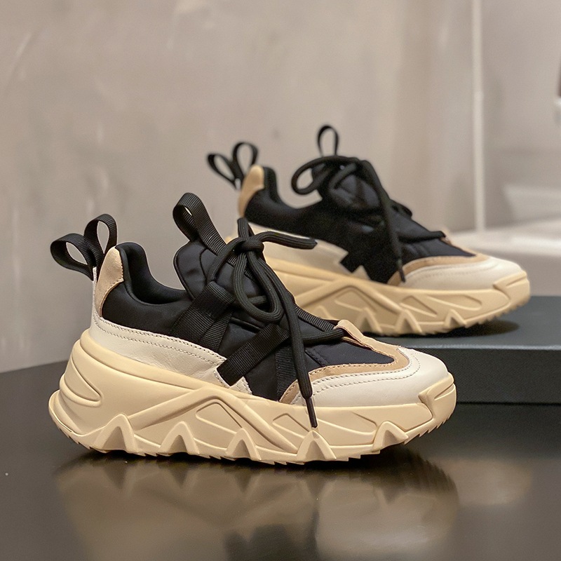 厚底スニーカー シューズ スニーカー レディースシューズ 厚底スニーカー ダッドスニーカー 厚底 ラウンドトゥ かわいい 大人可愛い きれいめ シンプル カジュアル 大人 上品 おしゃれ お洒落