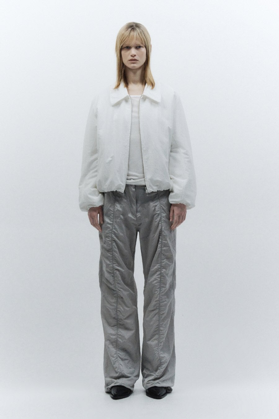 【INSILENCE】 SOFT FLUFFY JUMPER : WHITE