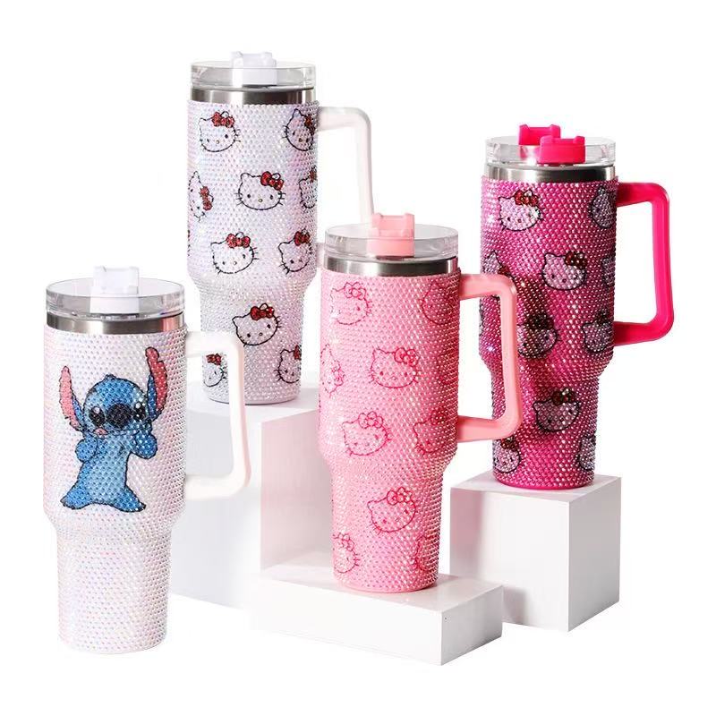 【急速発送】ストロ ギフト かわいい 蓋つき できる 持ち運び おしゃれ 暑さ対策 タンブラーキティちゃん大容量 蓋付き 持ち運び ストロー こぼれない 水筒 1200ml大容量 キティ 5,260円