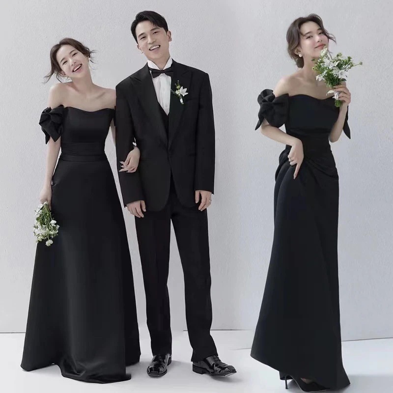 フランスの軽い結婚式の黒いサテンのカップルの写真の弓のドレス パーティードレス ドレス