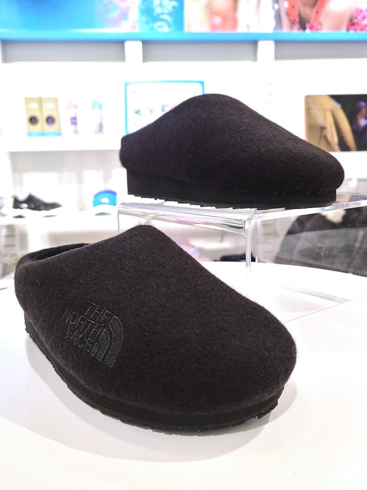 WOOL SLIPPER ルームシューズ ブラック 27cm ホワイトレーベル 韓国限定 NS93M58 韓国限定, 日本未発売, 防寒, 暖かい, 冬用, 靴, 韓国ファッション, 正規品
