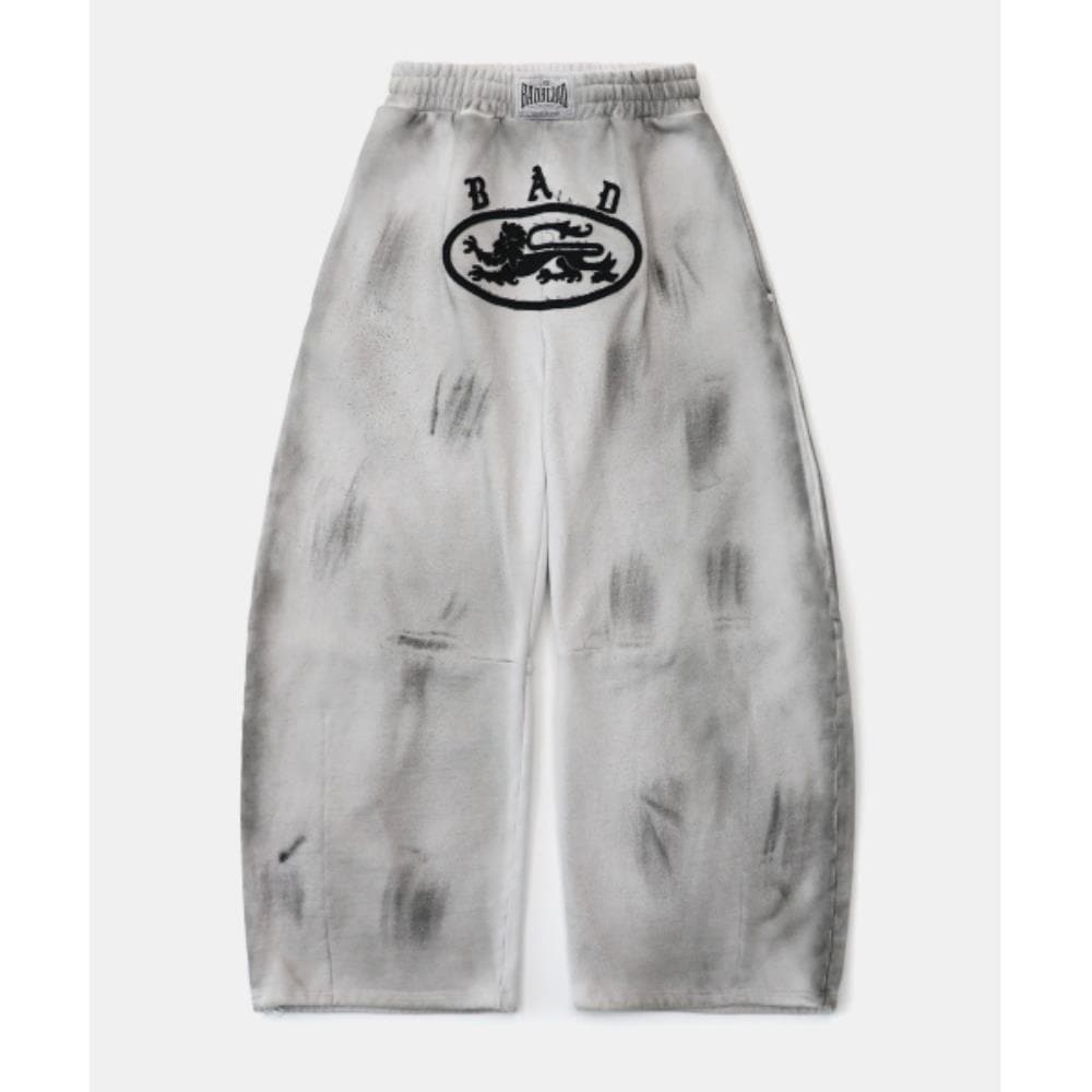 BADBLOOD Lion Patch 2 Way Curved Jogger Washed White w-p