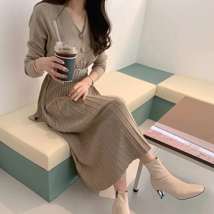 ワンピース レディース ニットワンピース ニット 長袖ワンピース プリーツ ミモレ丈 Vネック オフィスカジュアル 大人 エレガント