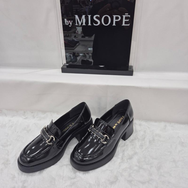 By 女性 クラシック ポイント ローファー 112HT439SH001 BLACK 4 JJ