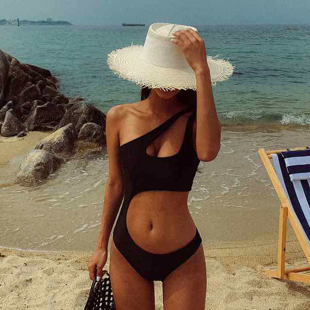 水着 モノキニ レディース スイム ワンピース ワンショルダー カットデザイン アシンメトリー 無地 大人女子 かわいい きれいめ ゴージャス 華やか クール モード スタイリッシュ ホワイト ブラッ