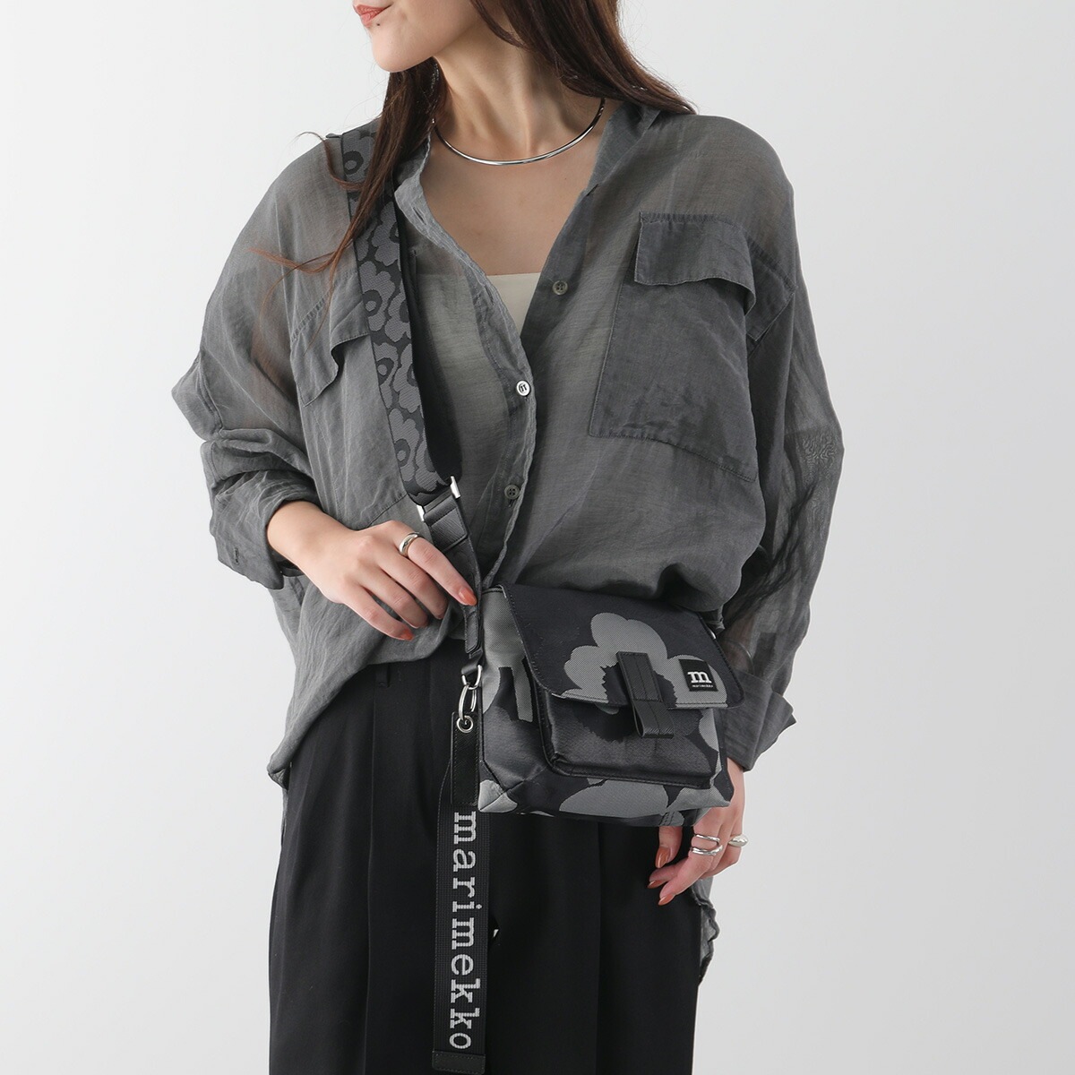 marimekko マリメッコ ショルダーバッグ Mini Messenger Unikko ミニ メッセンジャー ウニッコ 094808 レディース ミニバッグ ポシェット 鞄 990 19,102円