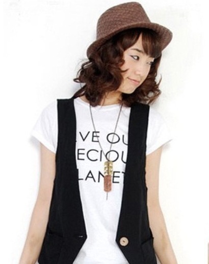 トップス デート ベスト レイヤード Vネック 光沢感 可愛い きれいめ 上品 おしゃれ かっこいい 可愛い ラブリー キュート ガーリー クール モード系 セクシー エレガント 存在感