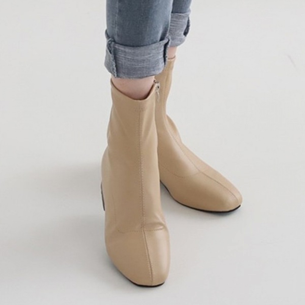 [Ninas Paris] 3cmスパンゴールドヒールポイントアンクルブーツ