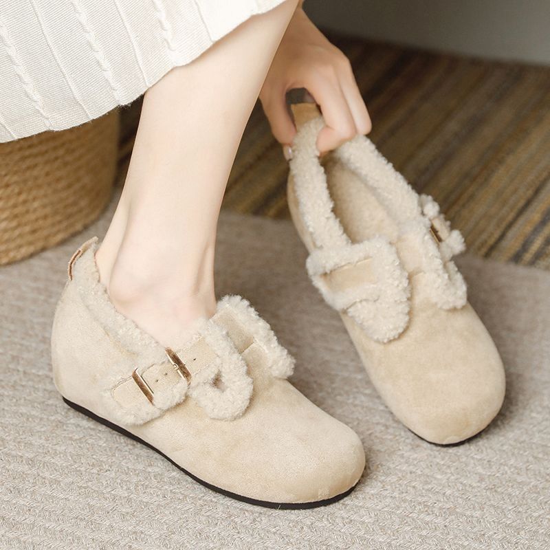 【幸運】毛の毛の靴をはきますステルス内増高厚底の外はの暖かい綿の靴を着てふわふわのスエードの靴