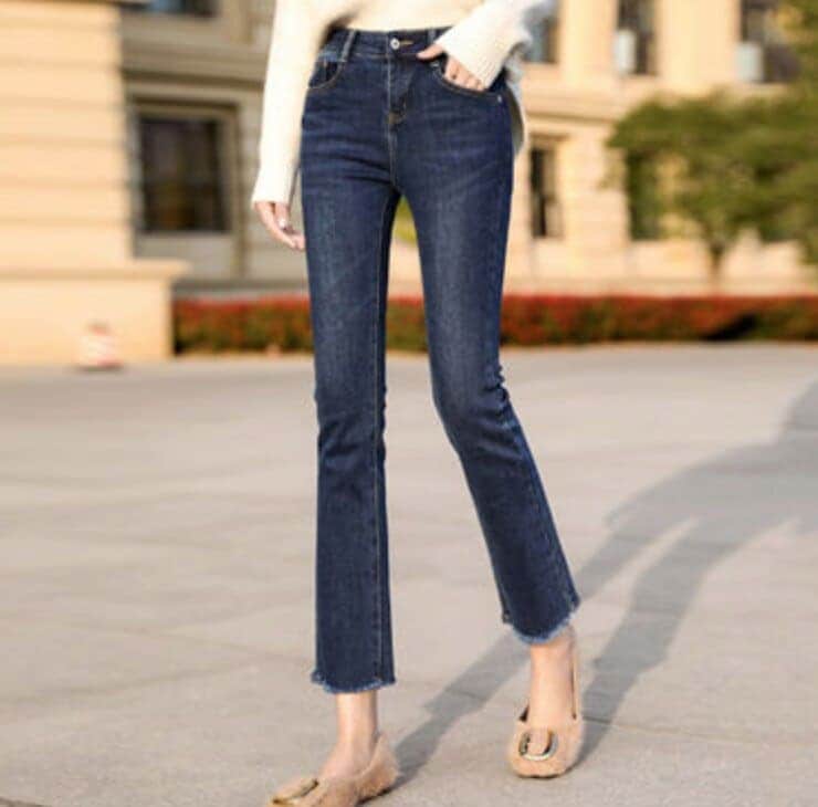 パンツ デート かわいい 大人可愛い きれいめ シンプル カジュアル 大人 上品 おしゃれ お洒落 ストレート デニム スリム 無地 ブルー ブラック ママ 公園 アウトドア おでかけ 女子会 韓国