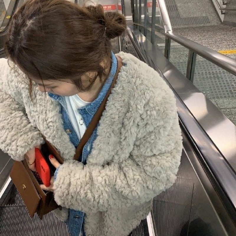 韓国風ゆったりイミテーションファーコート女性用イミテーションラビットファーぬいぐるみファッショナブルなトップス冬毛皮オールインワンコートトレンド