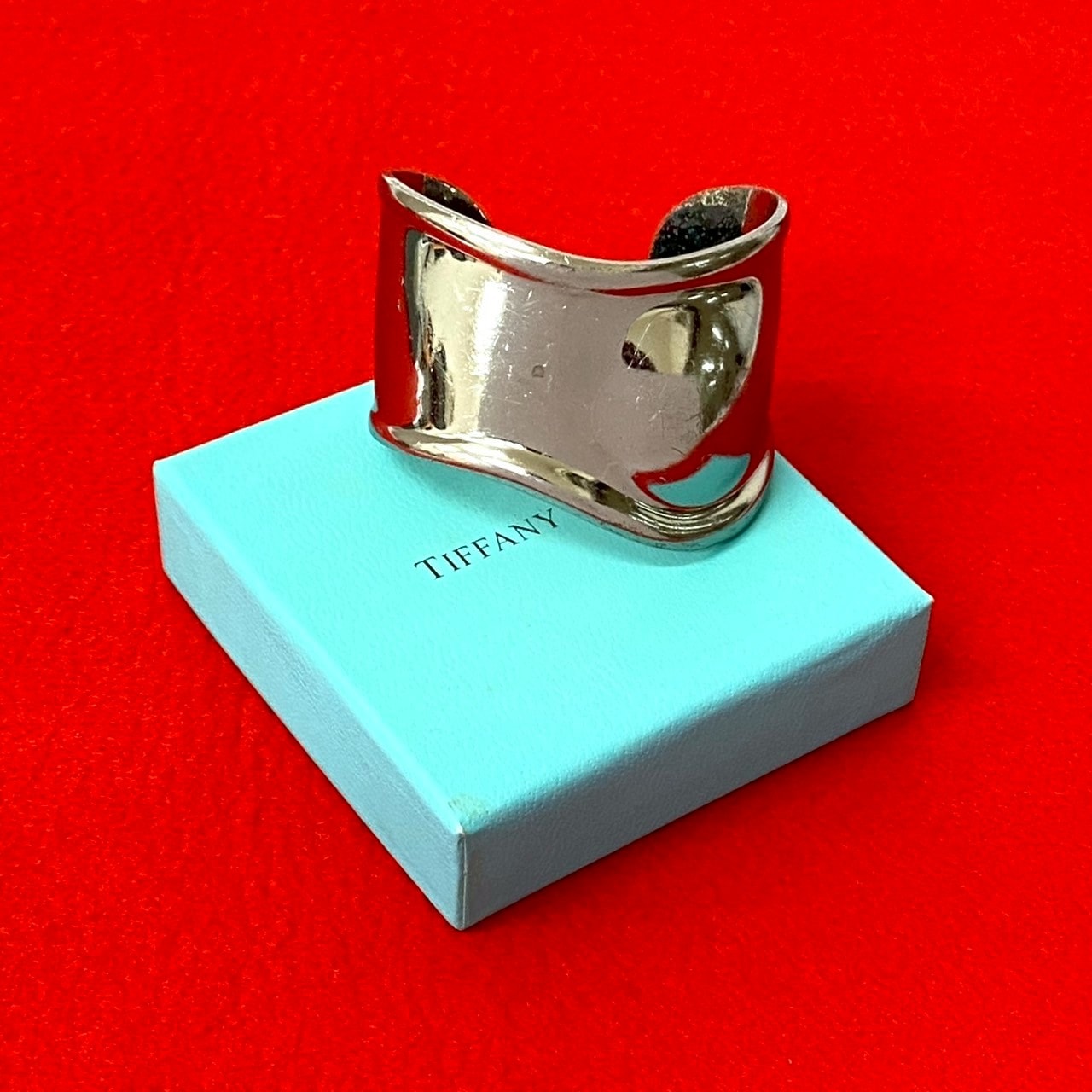 エルサペレッティ ボーンカフ バングルバングル メタル シルバー 39640 56,265円