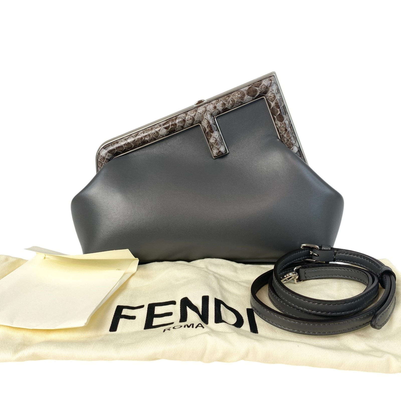 未使用 フェンディ FENDI レディース ファーストスモール 8BP129 パイソン ショルダーバッグ クラッチバッグ 斜めがけ クロスボディ【中古】