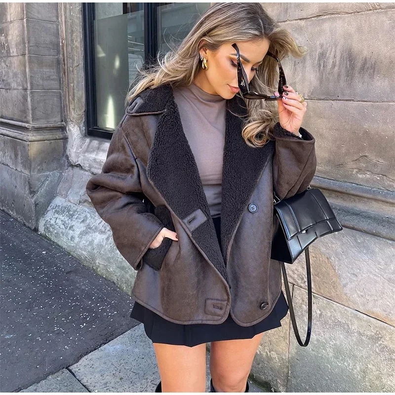 女性のための厚い革のジャケット ヴィンテージ ラペル シングルブレスト ポケット 暖かいストリートジャケット 新しい 2024