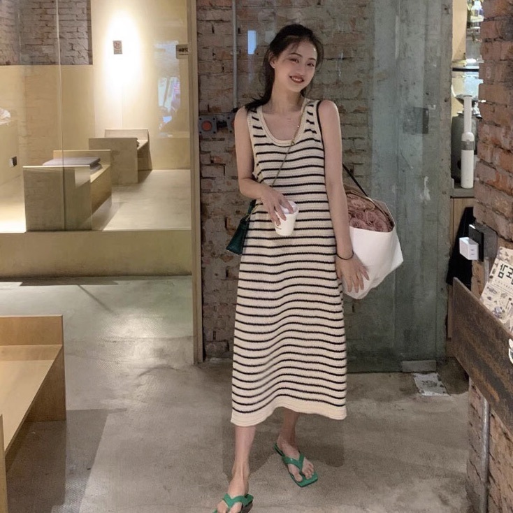 ワンピース コクーンスカート ロング ロング丈 ノースリーブ Uネック ラウンドネック 大人可愛い きれいめ シンプル カジュアル 大人 上品 おしゃれ お洒落 大人女子 こなれ感 ラフ 春 夏 秋