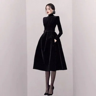 復古 気質 ワンピース2025冬品ハイネック 金糸絨 黒いスカート 中で長くてやせて見える傘スカート
