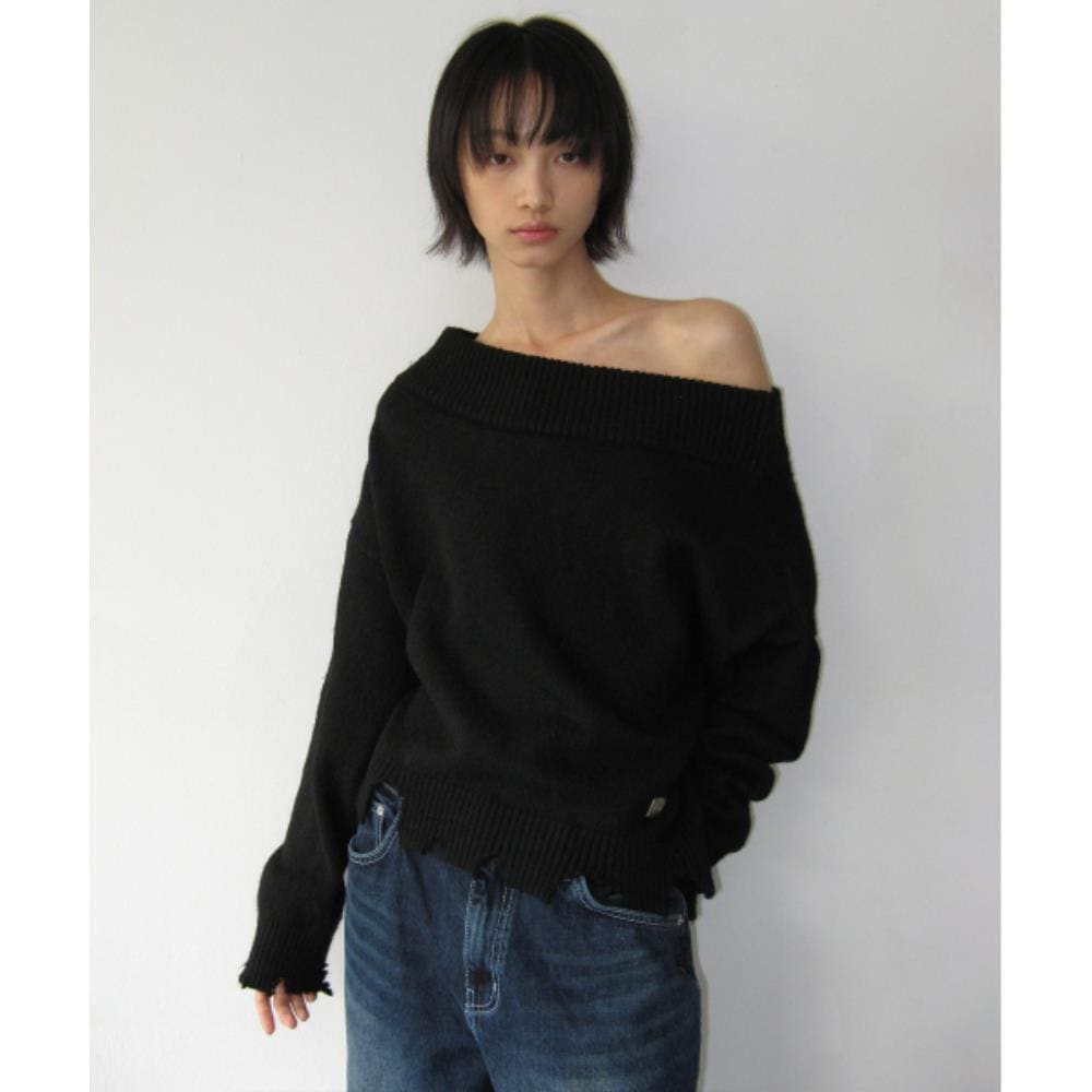 ROCKCAKE Off Shoulder Damaged Knit Black RC25KN03900BK