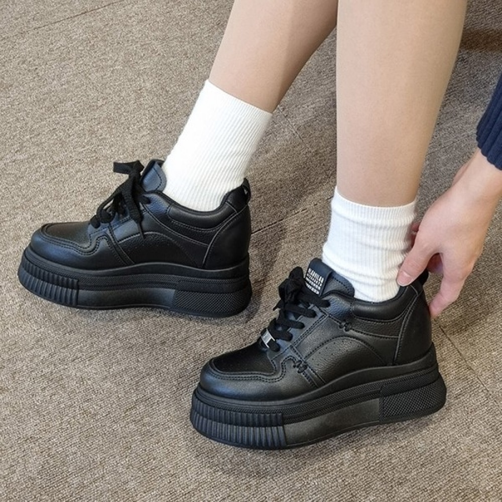 [Ninas Paris] 高さ6cmチャンキーヒールバギースニーカー