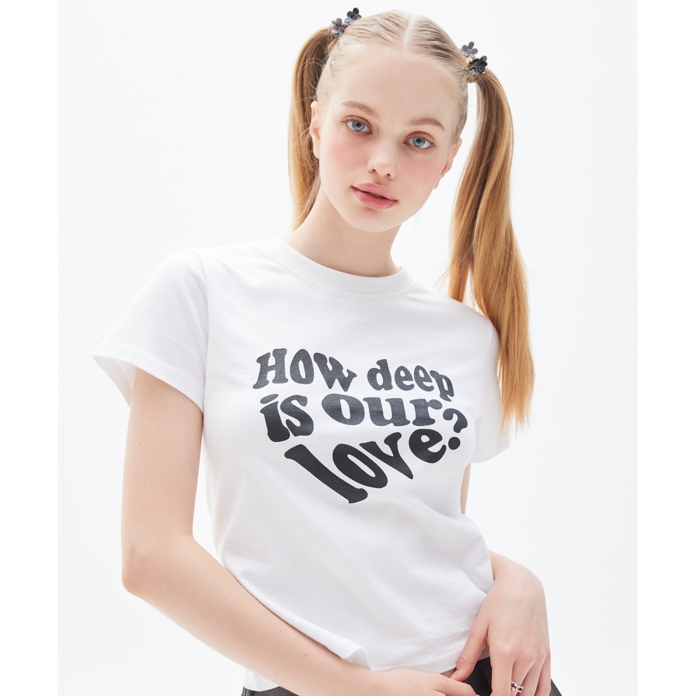 ラヴ・イズ・トゥルー・パイ LUV Tシャツ (ホワイト)